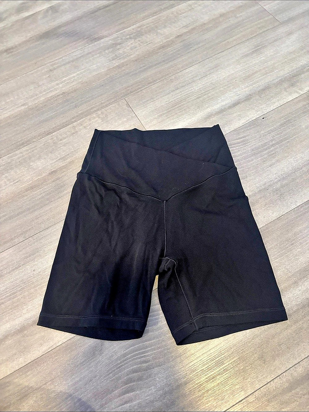 Offline by Aerie Real Me Crossover High Waisted 5" Bike Short 5" Bike Shorts